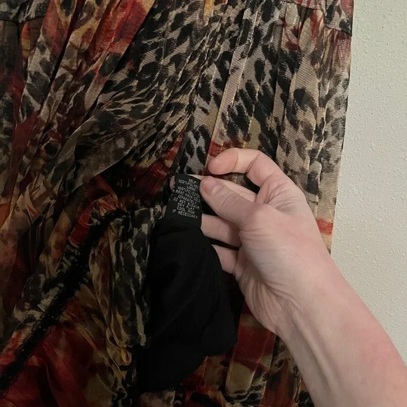 Sheer flowy leopard print floral dress that converts to a long skirt size XL - Picture 6 of 11